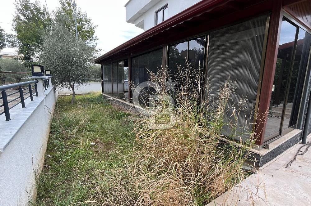 ÇAMLIBEL'DE DENİZE 500 MT 238 m² ARSA İÇİNDE MÜSTAKİL VİLLA