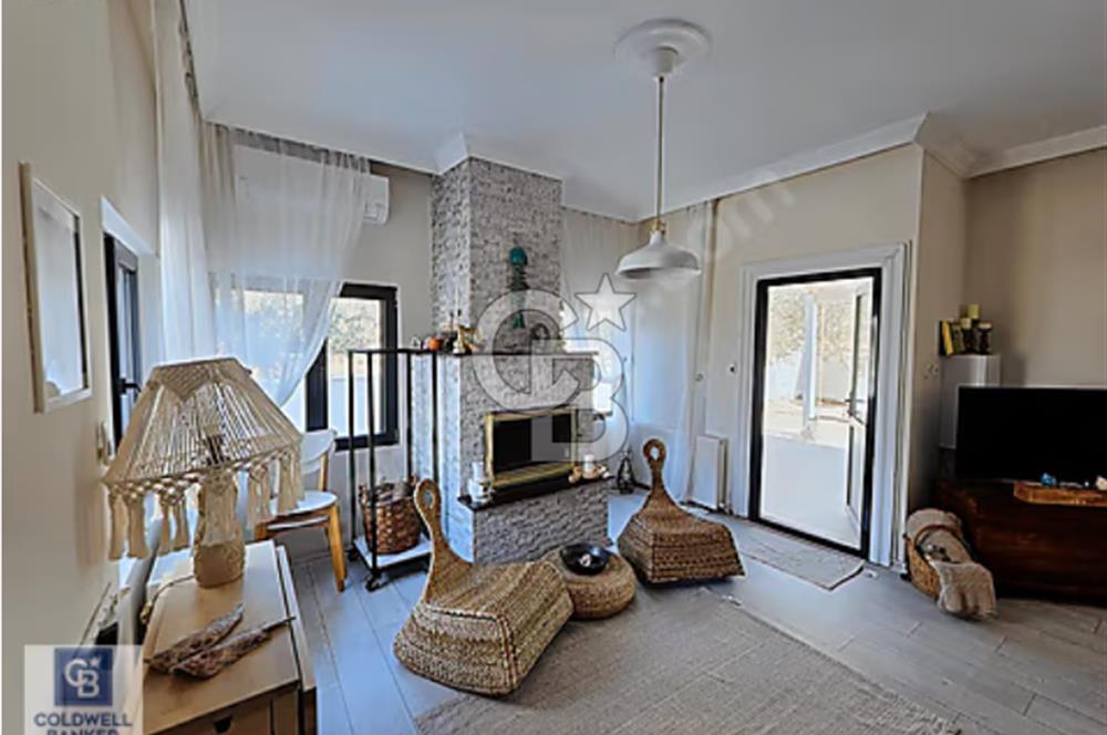 Gömeç Karaağaç'ta 300m2 Arsa İçerinde Tam Müstakil Villa
