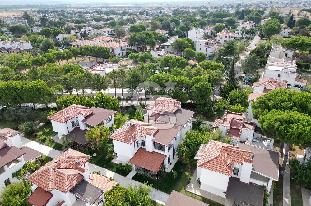 Ayvalık Altınova'da 4+1 Satılık Villa 