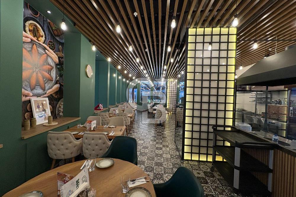 Devren Kiralık – Bağdat Caddesi Üzerinde Hazır Restoran (AVM İçinde)
