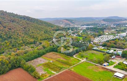 Beykoz Cumhuriyet'te Satılık 6272 m2 Resmi Yol Cepheli Arazi