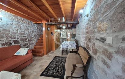 AYVALIK MERKEZ'DE 4+1 KİRALIK RUM EVİ