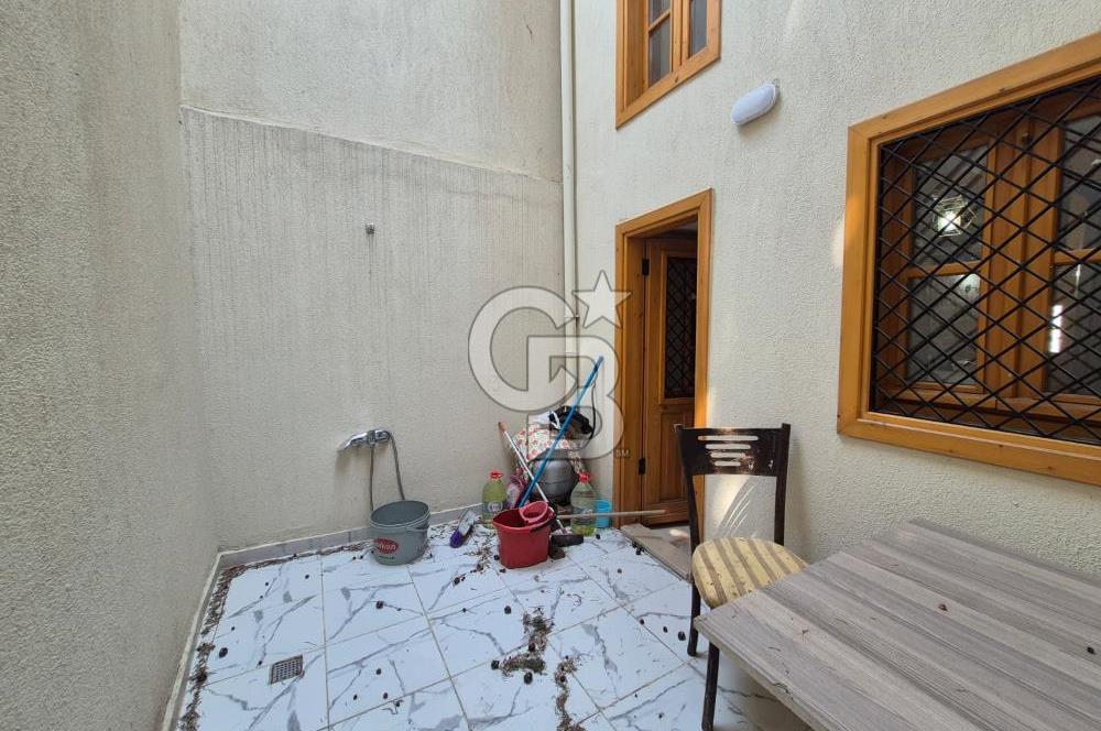 AYVALIK MERKEZ'DE 4+1 KİRALIK RUM EVİ