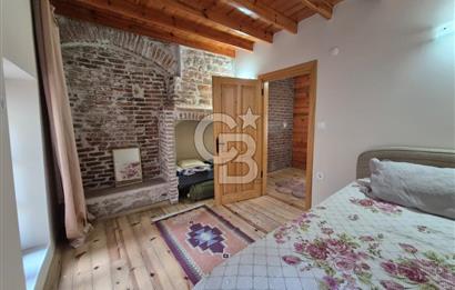 AYVALIK MERKEZ'DE 4+1 KİRALIK RUM EVİ