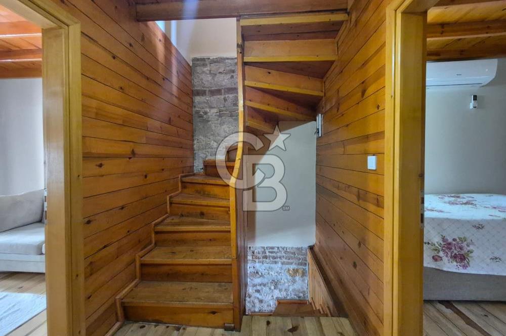 AYVALIK MERKEZ'DE 4+1 KİRALIK RUM EVİ