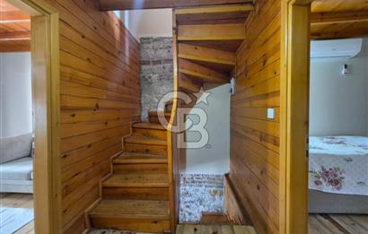 AYVALIK MERKEZ'DE 4+1 KİRALIK RUM EVİ