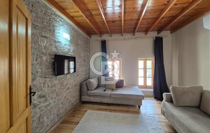 AYVALIK MERKEZ'DE 4+1 KİRALIK RUM EVİ