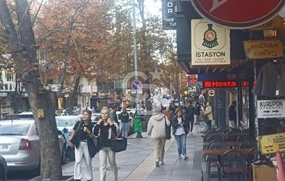 Tunalı Hilmi Caddesi Üzerinde Prestijli konumda 3+1 Satılık Daire / Ofis kullanımına uygun