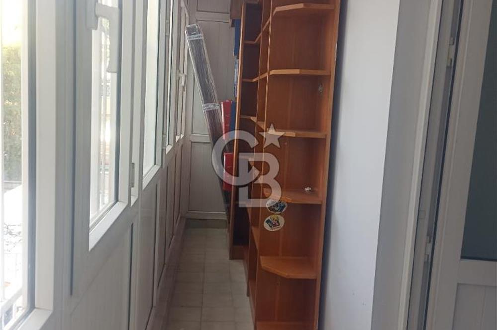 Tunalı Hilmi Caddesi Üzerinde Prestijli konumda 3+1 Satılık Daire / Ofis kullanımına uygun