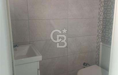 Tunalı Hilmi Caddesi Üzerinde Prestijli konumda 3+1 Satılık Daire / Ofis kullanımına uygun