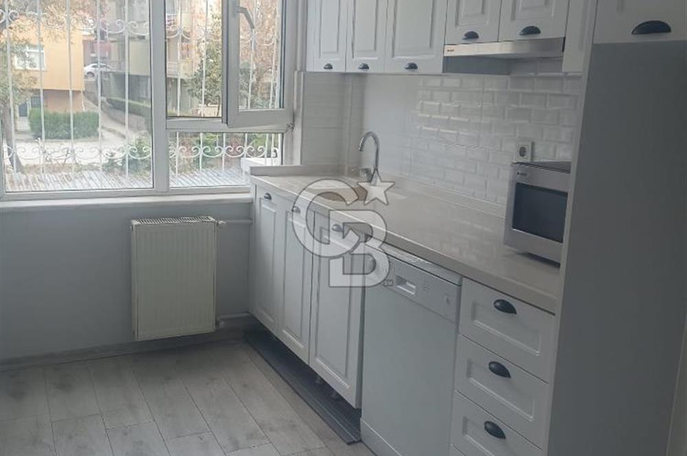 Tunalı Hilmi Caddesi Üzerinde Prestijli konumda 3+1 Satılık Daire / Ofis kullanımına uygun