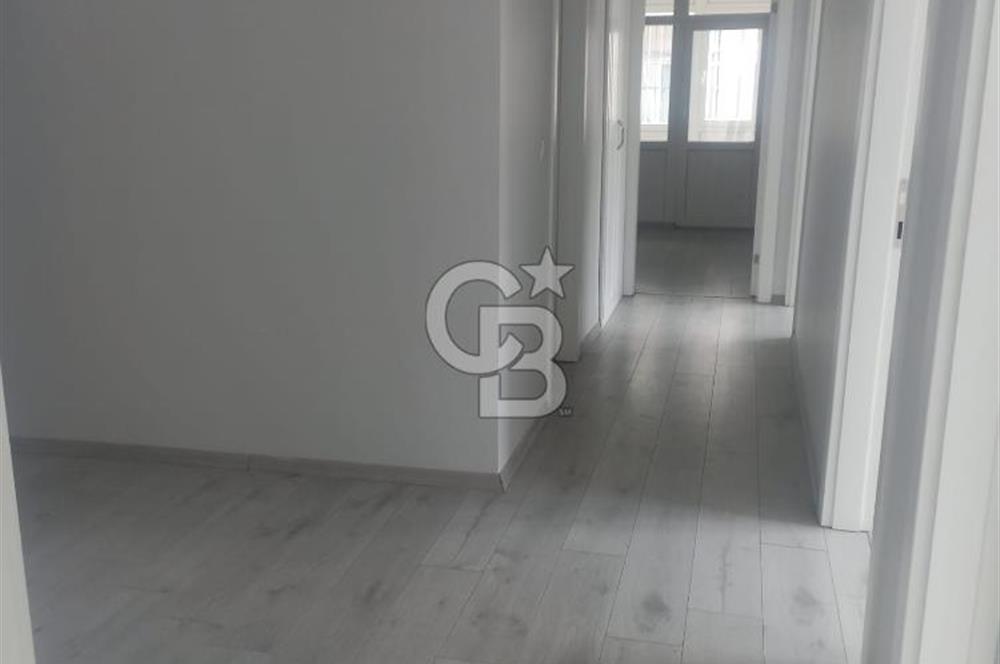 Tunalı Hilmi Caddesi Üzerinde Prestijli konumda 3+1 Satılık Daire / Ofis kullanımına uygun
