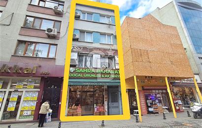 Satılık Bina. Büyük Saray Meydanında, Meydan Cepheli. Yatırım Fırsatı