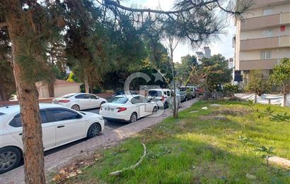 ÇAYIROVA BELEDİYESİNİN TAM KARŞISINDA 562 M² KÖŞE PARSEL