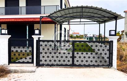 Ayvalık Altınova'da Denize Sıfır Müstakil Villa