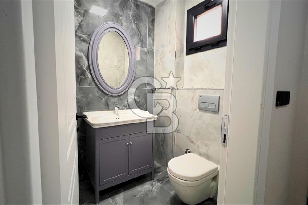 Ayvalık Altınova'da Denize Sıfır Müstakil Villa