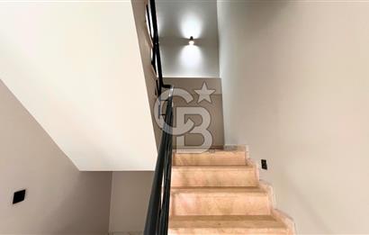 Ayvalık Altınova'da Denize Sıfır Müstakil Villa