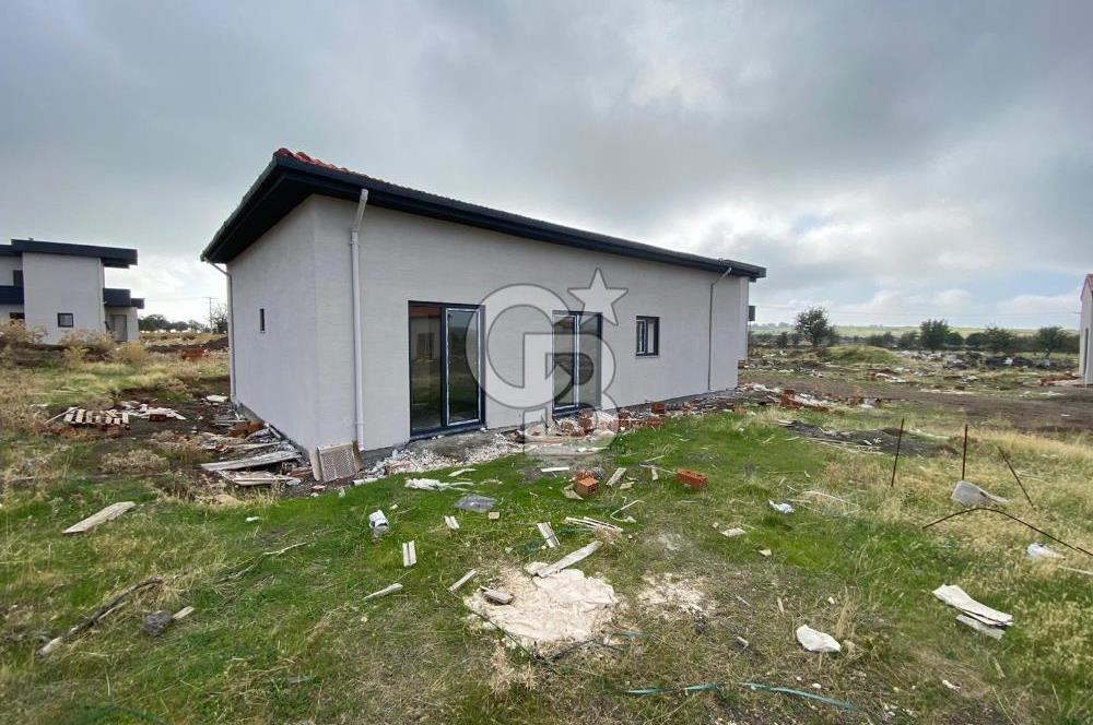 ÇANAKKALE AYVACIK ASSOS KURUOBA KÖYÜNDE 3+1 SATILIK MODERN VİLLA