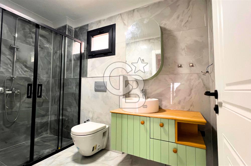 Ayvalık Altınova'da Denize Sıfır Müstakil Villa