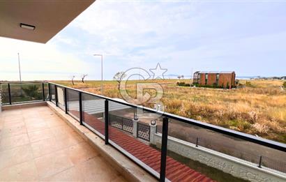 Ayvalık Altınova'da Denize Sıfır Müstakil Villa