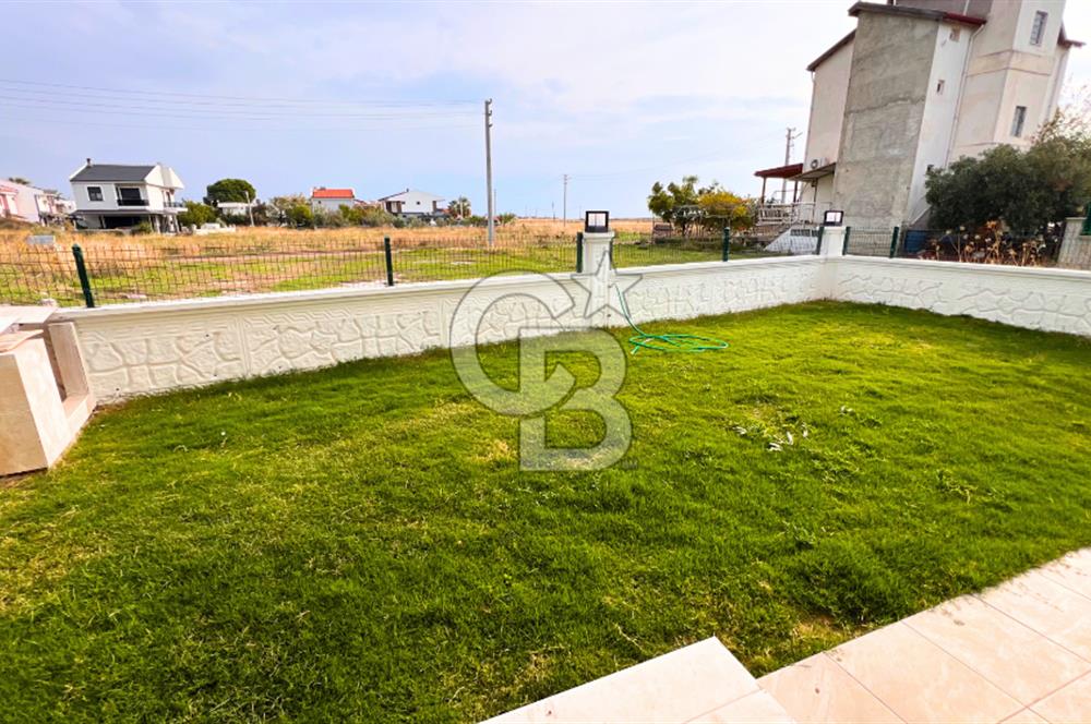 Ayvalık Altınova'da Denize Sıfır Müstakil Villa