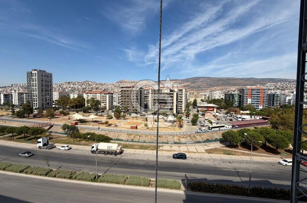 BAYRAKLI YÜZBAŞI İBRAHİM HAKKI CADDESİNDE SIFIR SATILIK 3+1 DAİRE