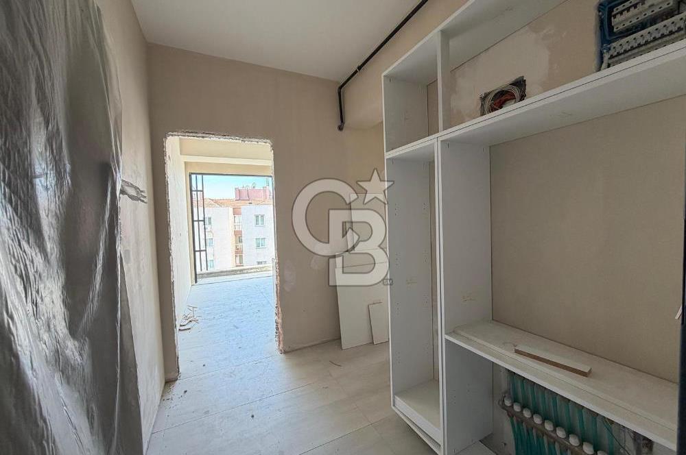 BAYRAKLI YÜZBAŞI İBRAHİM HAKKI CADDESİNDE SIFIR SATILIK 3+1 DAİRE