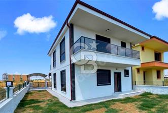 Ayvalık Altınova'da Denize Sıfır Müstakil Villa - 6 - 309513