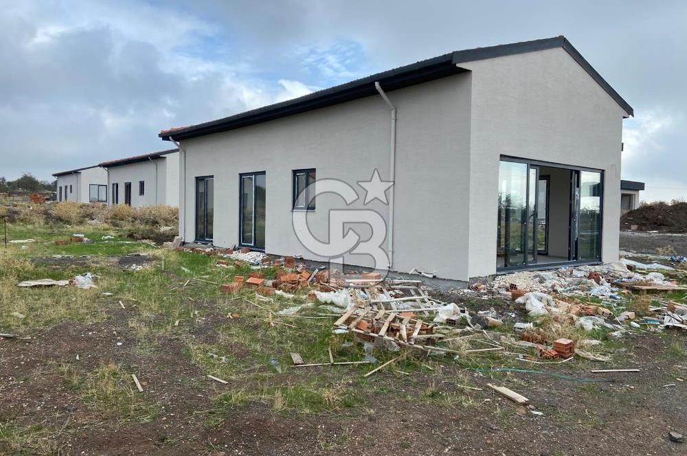 ÇANAKKALE AYVACIK ASSOS KURUOBA KÖYÜNDE 3+1 SATILIK MODERN VİLLA