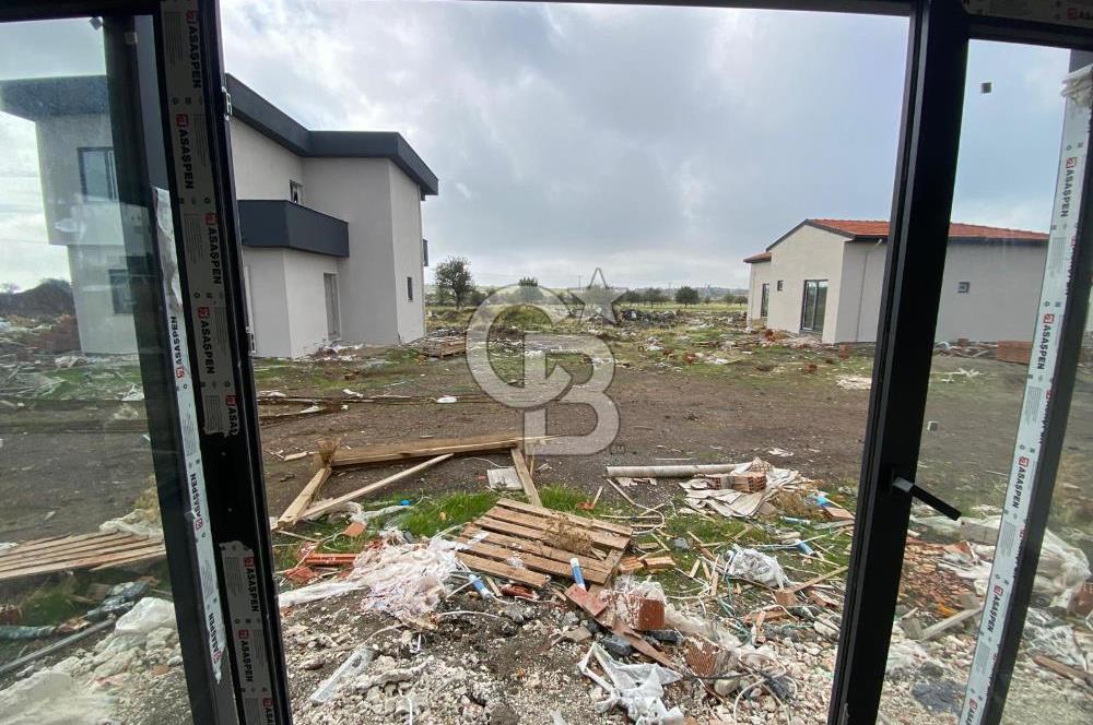 ÇANAKKALE AYVACIK ASSOS KURUOBA KÖYÜNDE 3+1 SATILIK MODERN VİLLA