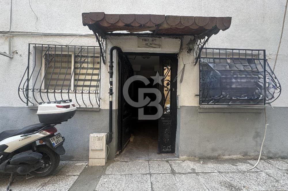 KARŞIYAKA, TERSANE MAHALESİ, 2+1 KİRALIK DAIRE