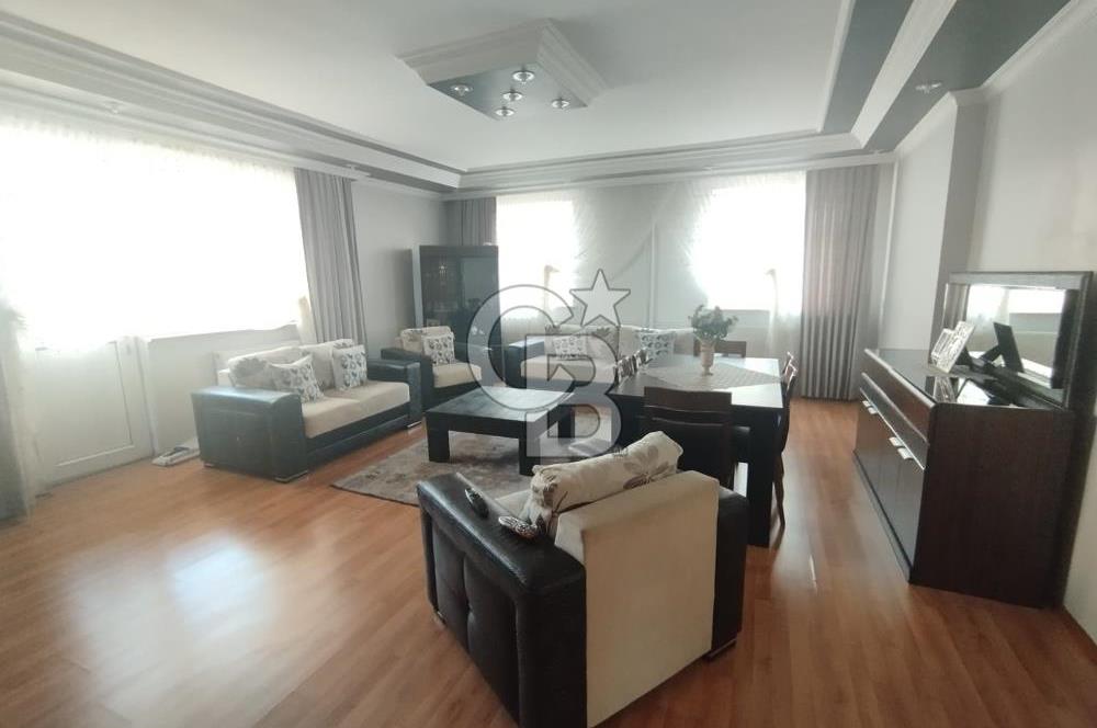 COLDWELL BANKER SAFİR'den CENGİZ TOPEL de 4+1 SATILIK DAİRE