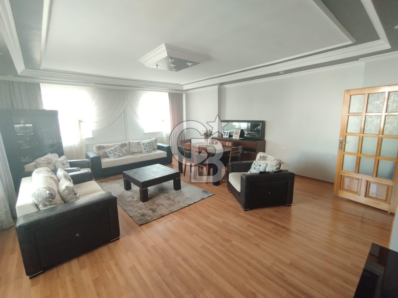 COLDWELL BANKER SAFİR'den CENGİZ TOPEL de 4+1 SATILIK DAİRE