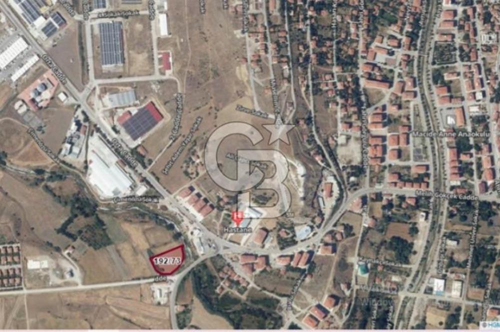 Çankırı Ankara Yolu Üzerinde İmar Sınırında 4674m2 Satılık Tarla