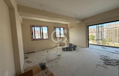BAYRAKLI YÜZBAŞI İBRAHİM HAKKI CADDESİNDE SIFIR SATILIK 3+1 DAİRE