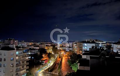 Narlıdere Çamtepe'de Deniz Manzaralı Bakımlı Ferah 3+1 Daire