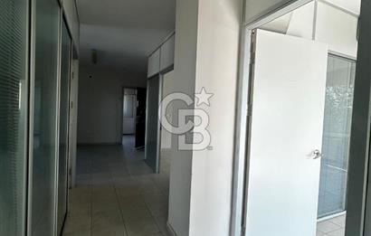 İş Merkezinde Katta Tek Deniz Manzaralı iş yeri