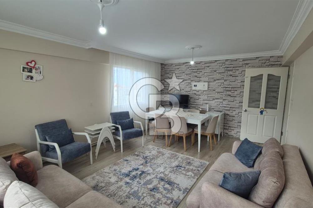 Narlıdere Çamtepe'de Deniz Manzaralı Bakımlı Ferah 3+1 Daire