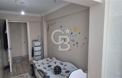 Narlıdere Çamtepe'de Deniz Manzaralı Bakımlı Ferah 3+1 Daire