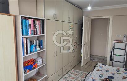 Narlıdere Çamtepe'de Deniz Manzaralı Bakımlı Ferah 3+1 Daire