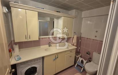 Narlıdere Çamtepe'de Deniz Manzaralı Bakımlı Ferah 3+1 Daire