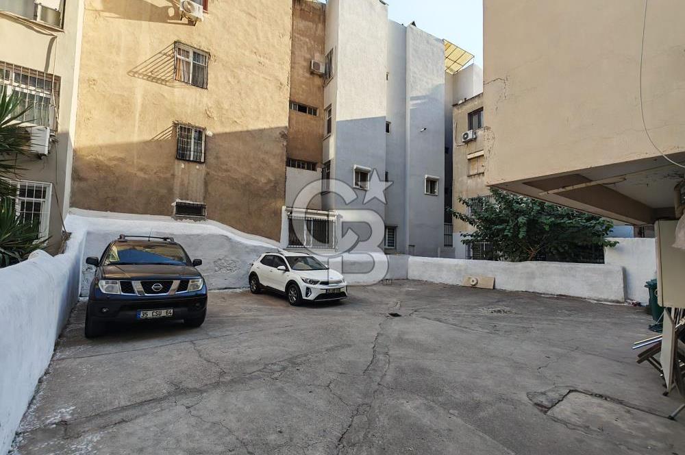 Mithatpaşa Caddesi'nde Otoparklı Asansörlü Satılık 3+1