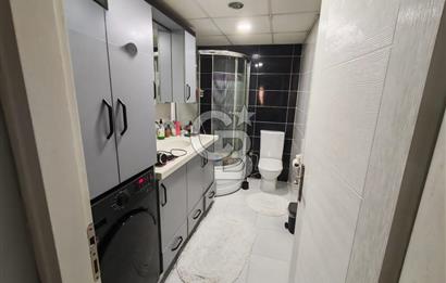 Bornova Merkez'de Ebeveyn Banyolu Satılık 3+1