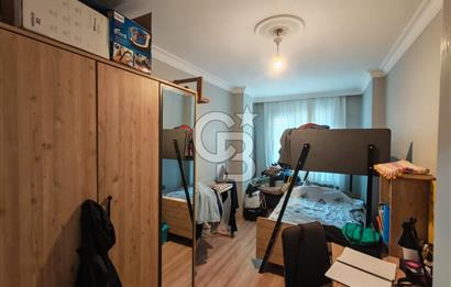 Bornova Merkez'de Ebeveyn Banyolu Satılık 3+1