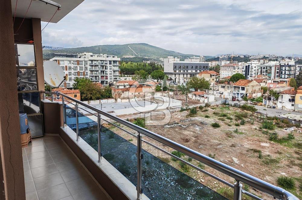 Bornova Erzene Mahallesi'nde Ebeveyn Banyolu Satılık 3+1