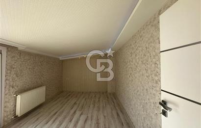 Karşıyaka'da Merkezi konumda 6+1 Satılık Lüks Daire