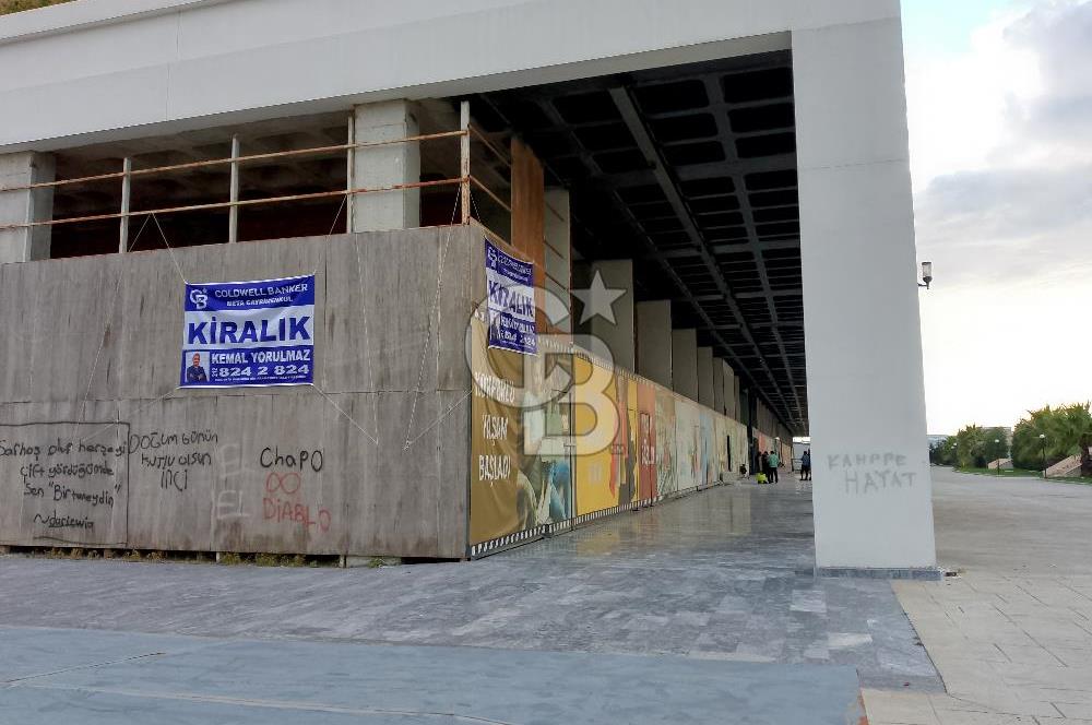 ESENYURT ONUR PARK LİFE SİTESİNDE 700 M2 KİRALIK İŞ YERİ / DEPO