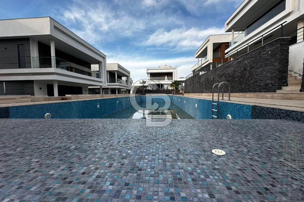 Villakent'in Eşşiz Lokasyonunda Ay Işığı Teras Evlerde Satılık Villa