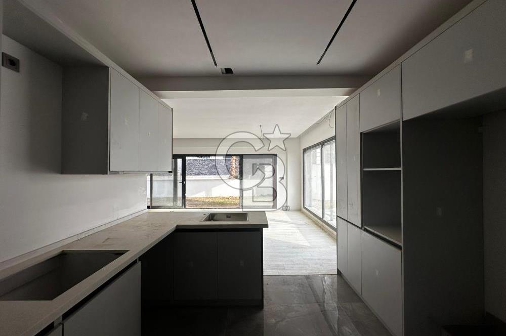 Villakent'in Eşşiz Lokasyonunda Ay Işığı Teras Evlerde Satılık Villa