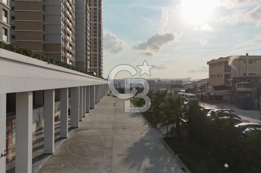 ESENYURT ONUR PARK LİFE SİTESİNDE 700 M2 KİRALIK İŞ YERİ / DEPO